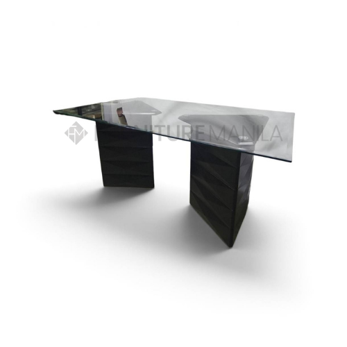 T006 Dining Table 2