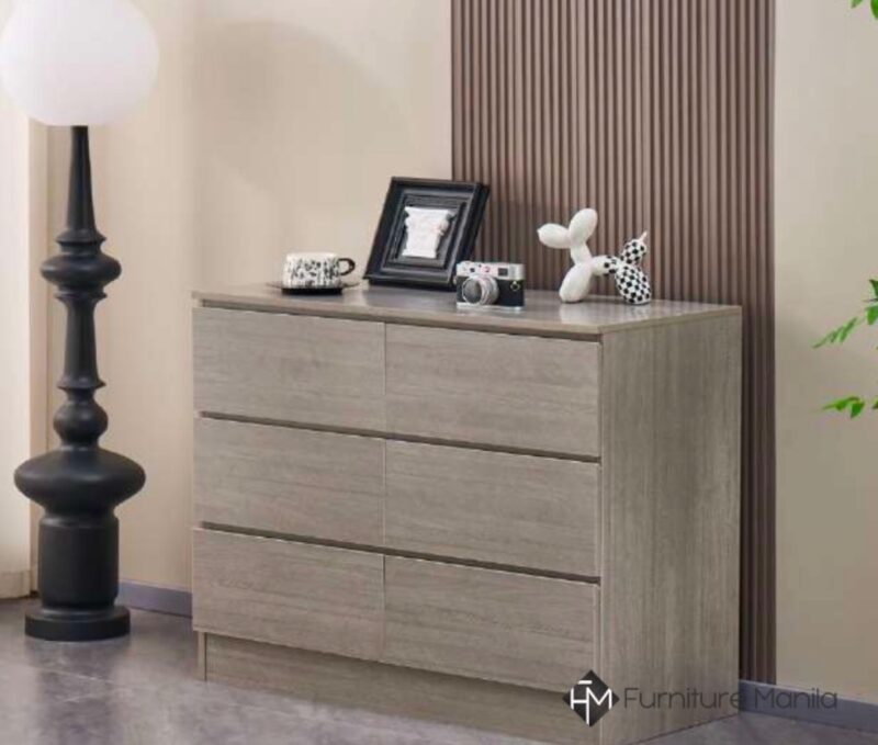 C25 Chest of Drawers