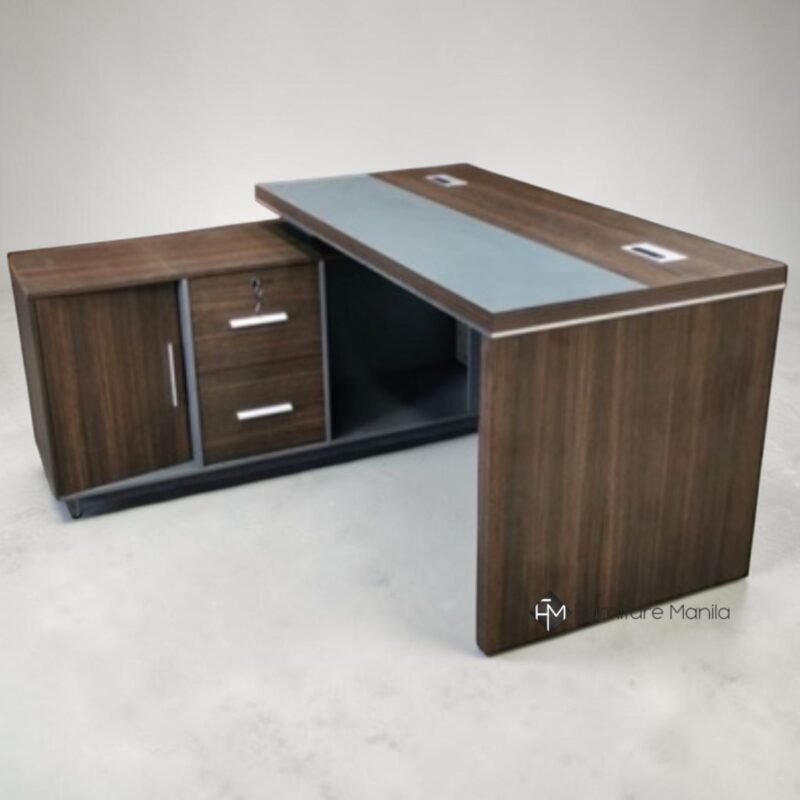 Alternative view of Regency Executive L-Shaped Office Desk with Credenza